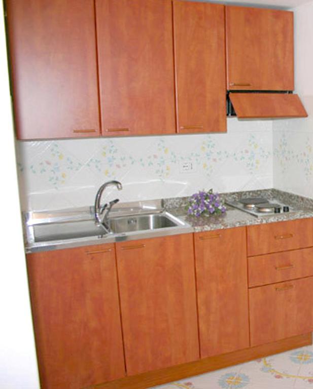 Ludovica Apartment Type B Positano Room photo
